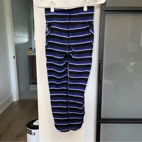 Free People Movement Gidget High Rise Blue Striped Leggings - Size XS - Picture 3 of 5